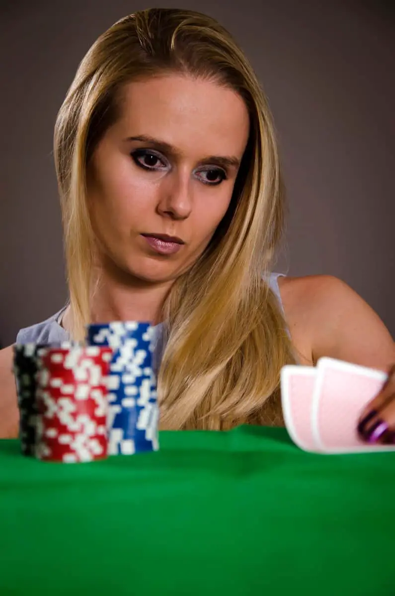 Limit vs. No-Limit Texas Holdem: What’s the Difference? – Poker Fortress